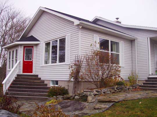 Compact new bungalow is built for easy living - easy to heat, low maintenance home